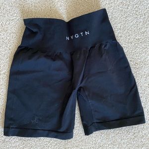 NVGTN PRO SEAMLESS SHORTS. Black size XS. LIKE NEW.